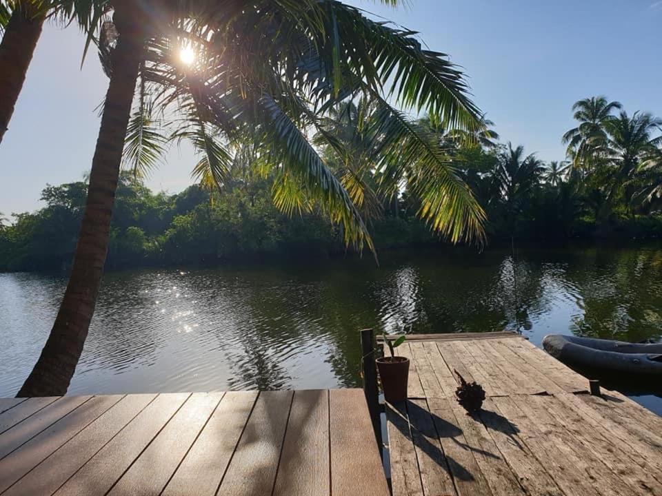 Thipwararom Homestay Takuapa Eksteriør billede